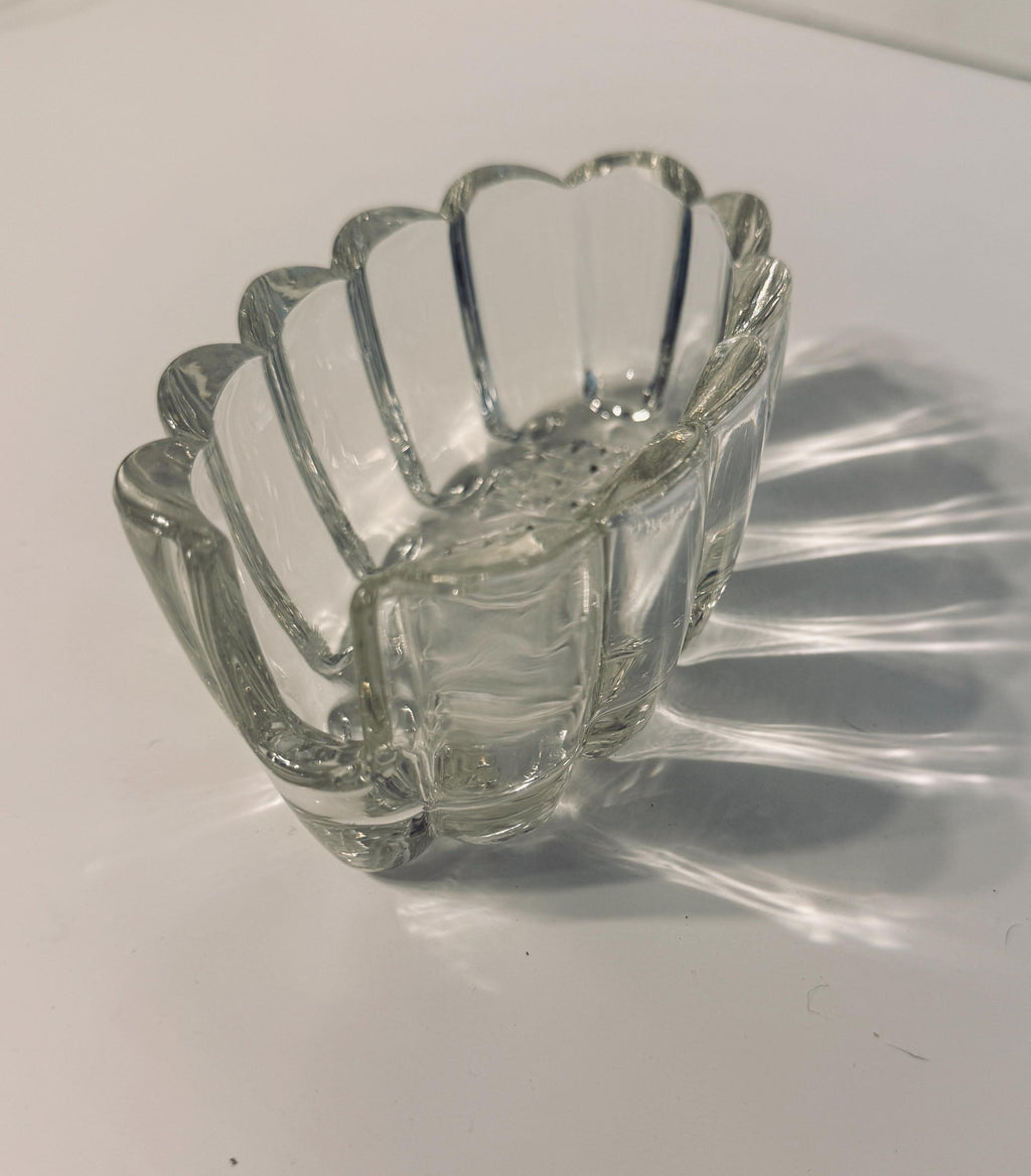 Ribbed Glass Spoon Rest