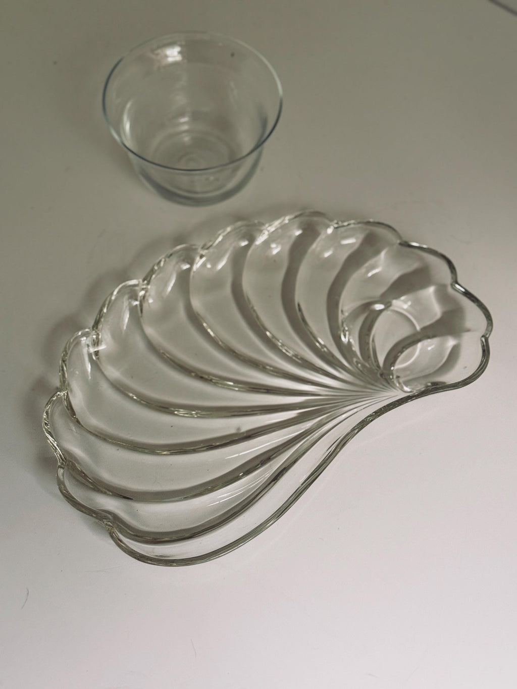 Vintage Pressed Glass Shell Appetizer Plates with Bowls, Federalist Style (Set of 4)