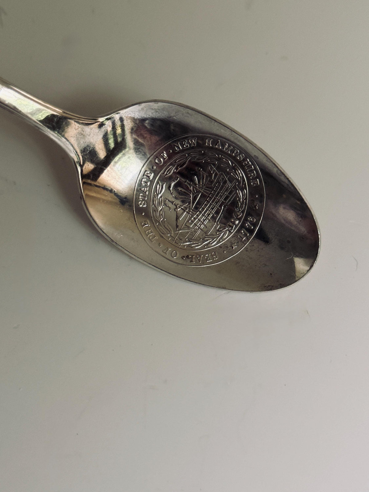 Vintage 13 Colonies Souvenir Spoon Set, Embossed State Seals, Collectible Silverware