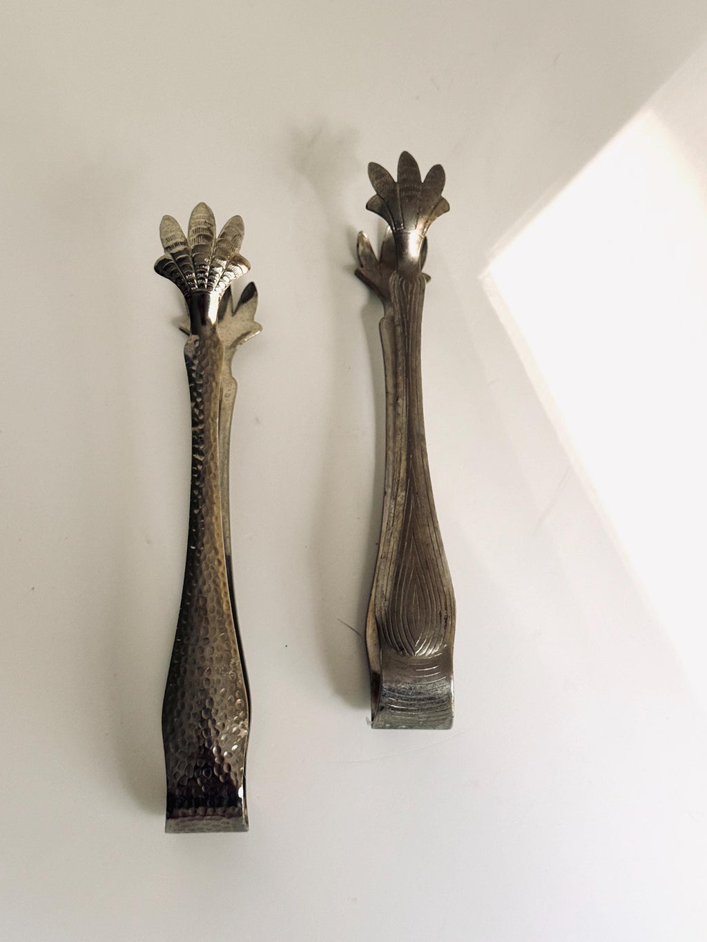 Vintage Claw Ice Tongs, Silver Tone Bird Talon Barware Tongs, Hammered Cocktail Bar Accessory