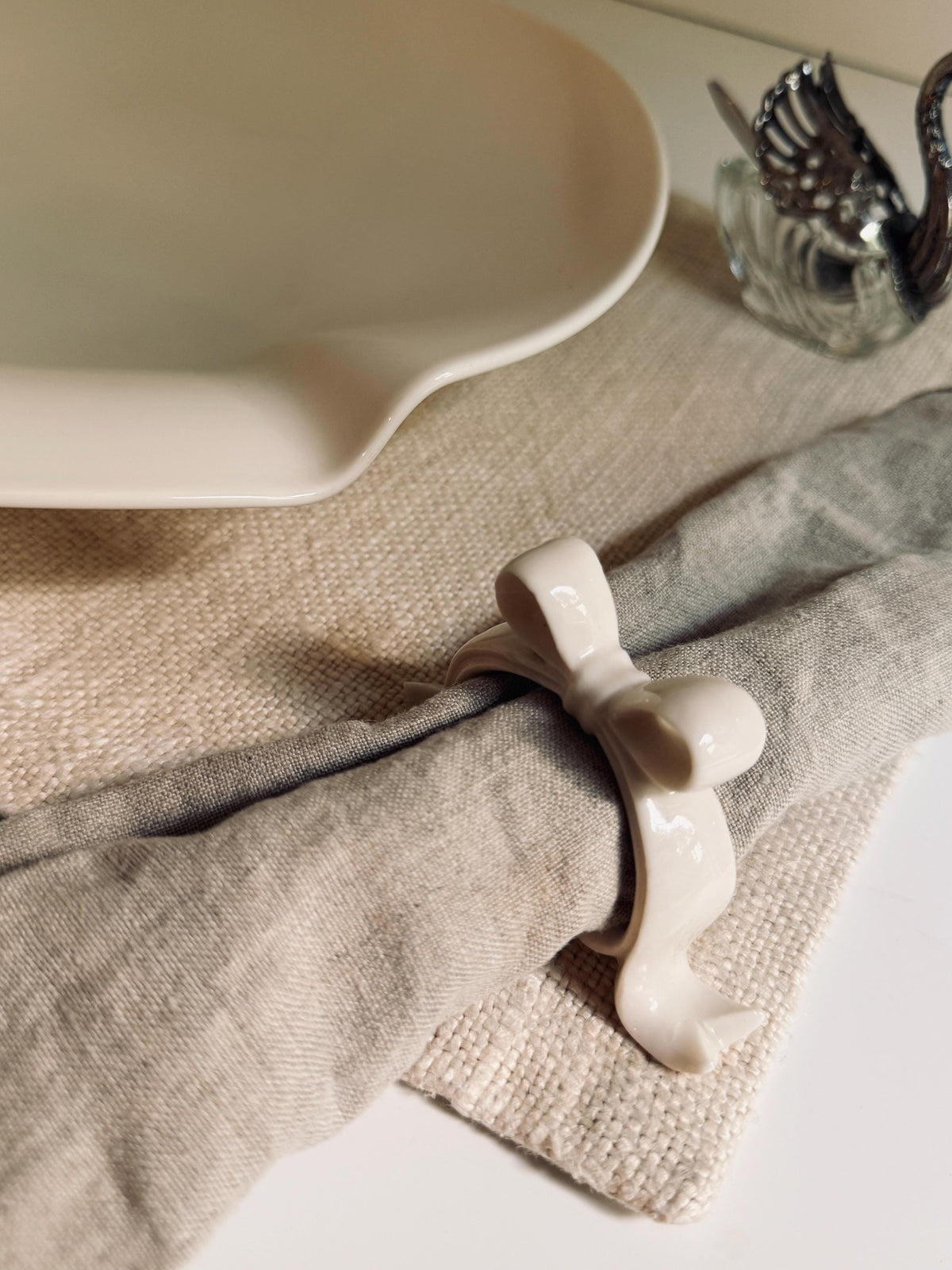 Set of 4 Neutral Woven Linen Placemats, Natural Textured Table Linens, Vintage Table Decor