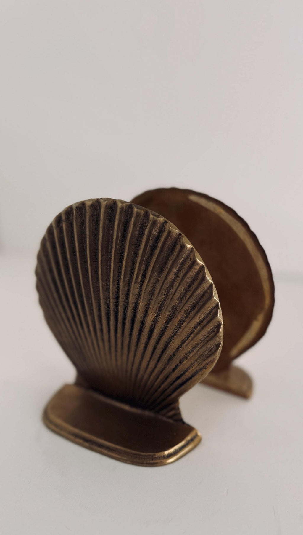 Vintage Brass Scallop Shell Bookends, Coastal Nautical Library Decor (Pair)