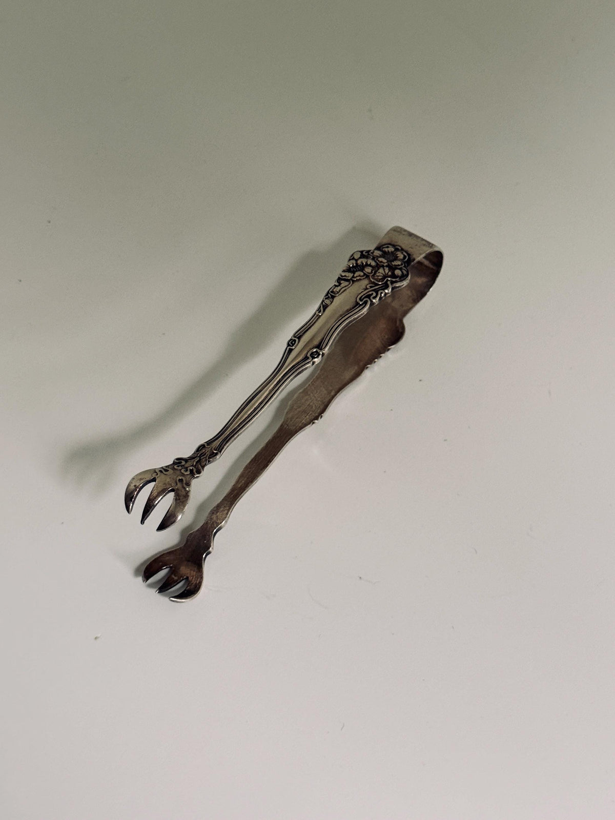 Vintage Wm. A. Rogers Silverplate Sugar Tongs, Ornate Floral Claw Tongs, Antique Style Serveware