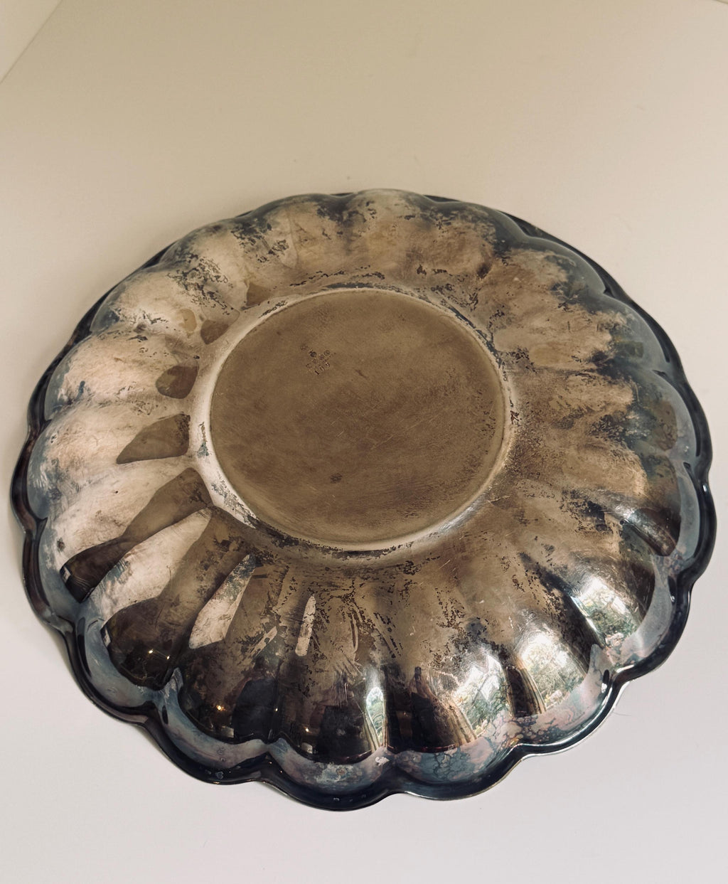 Vintage Reed & Barton Silverplate Bowl No. 109, Scalloped Fluted Serving Bowl, Aged Silver Serveware