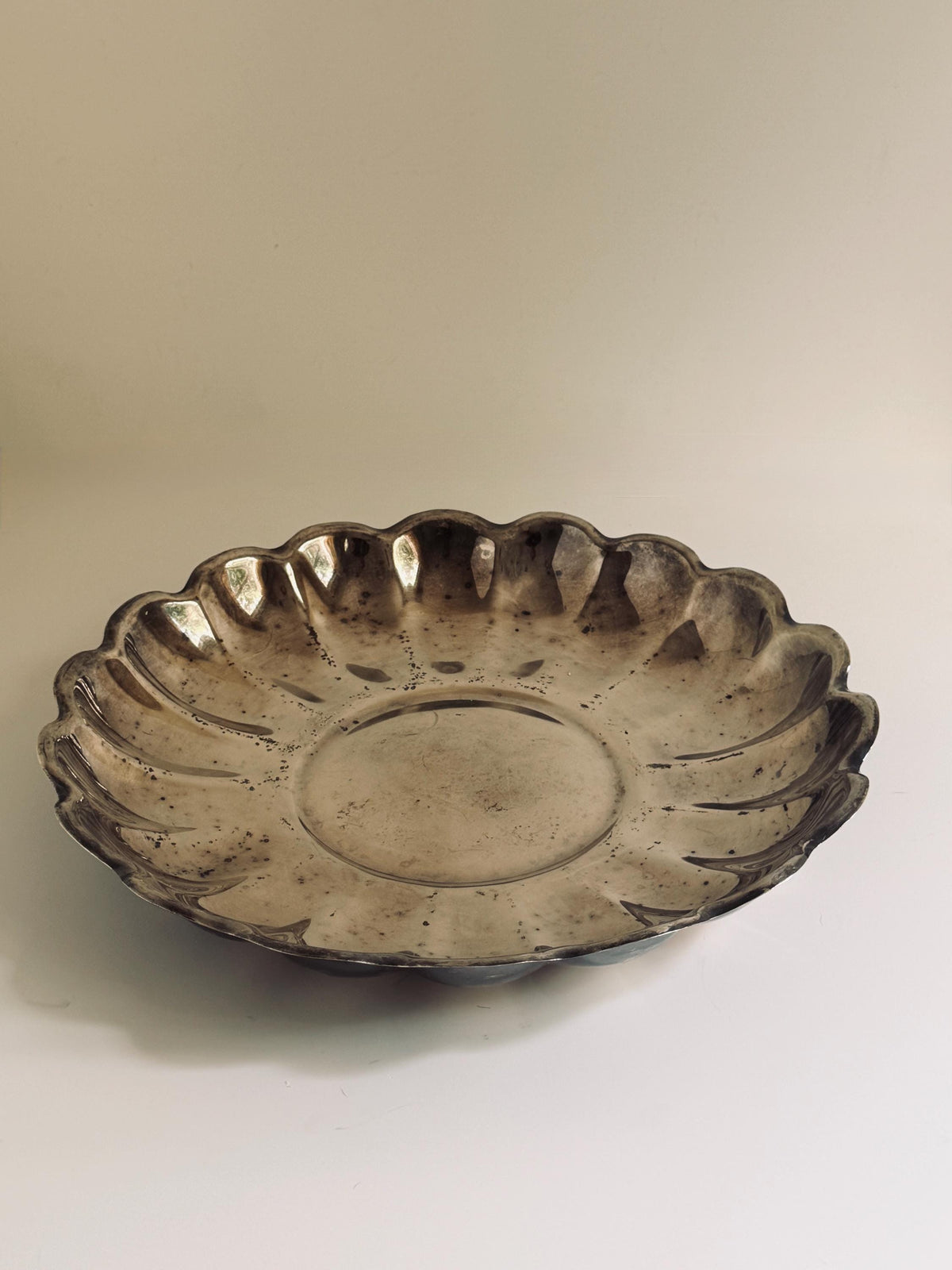 Vintage Reed & Barton Silverplate Bowl No. 109, Scalloped Fluted Serving Bowl, Aged Silver Serveware