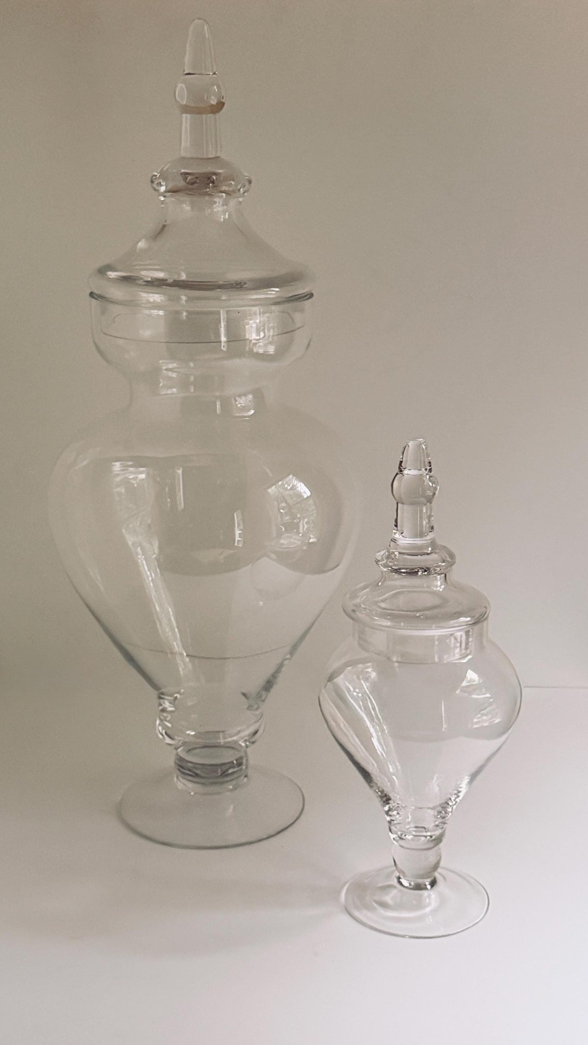 Large Clear Glass Apothecary Jar, Pedestal Urn with Finial Lid, Decorative Glass Display Vessel