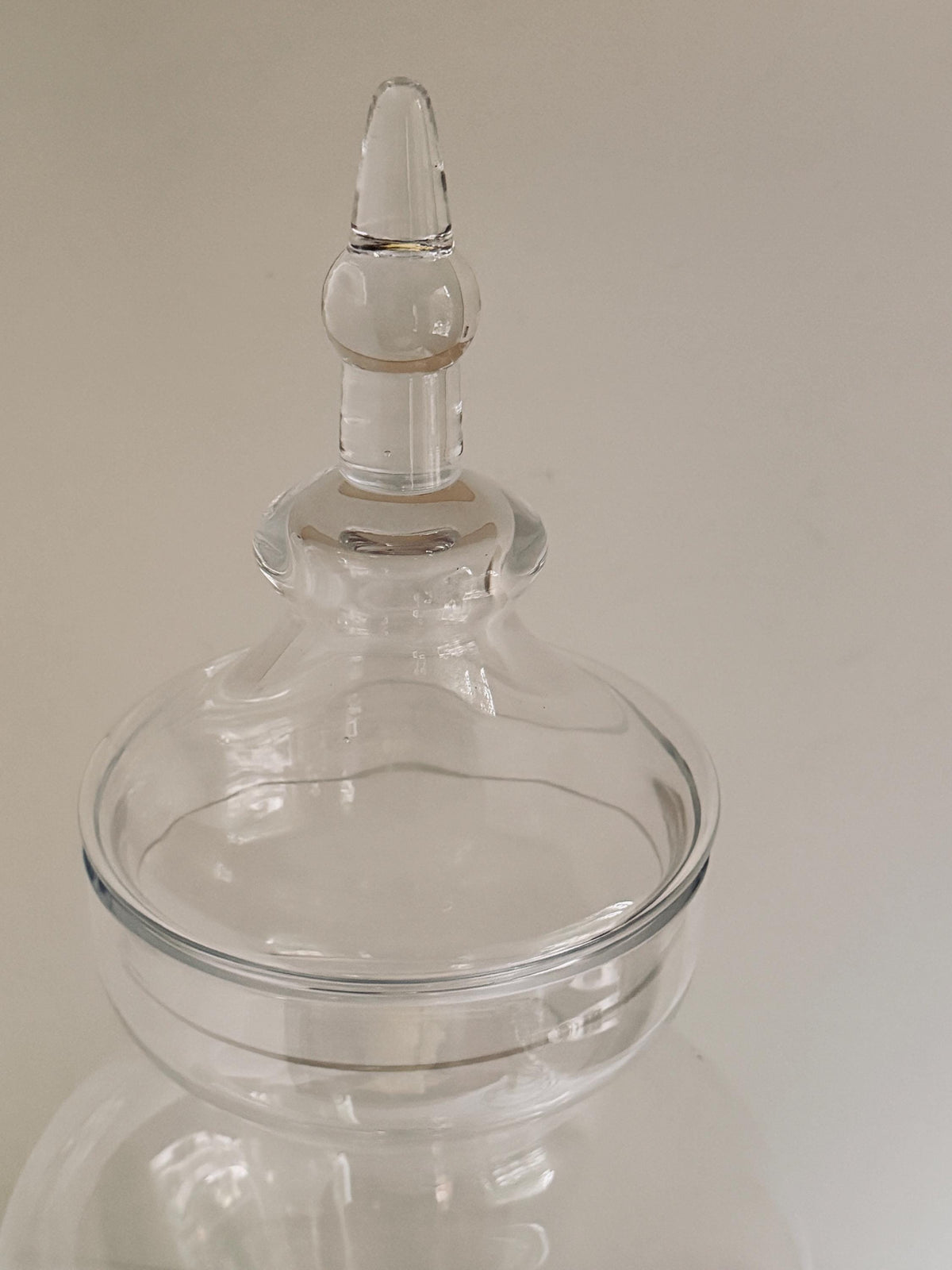 Large Clear Glass Apothecary Jar, Pedestal Urn with Finial Lid, Decorative Glass Display Vessel